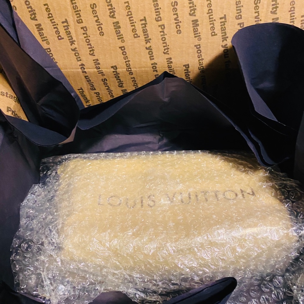 Packaged up Louis Vuitton Tikal for Tom! - Picture 11 of 14